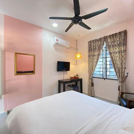 Besut Guesthouse Kampung Kuala Besut ภายนอก รูปภาพ