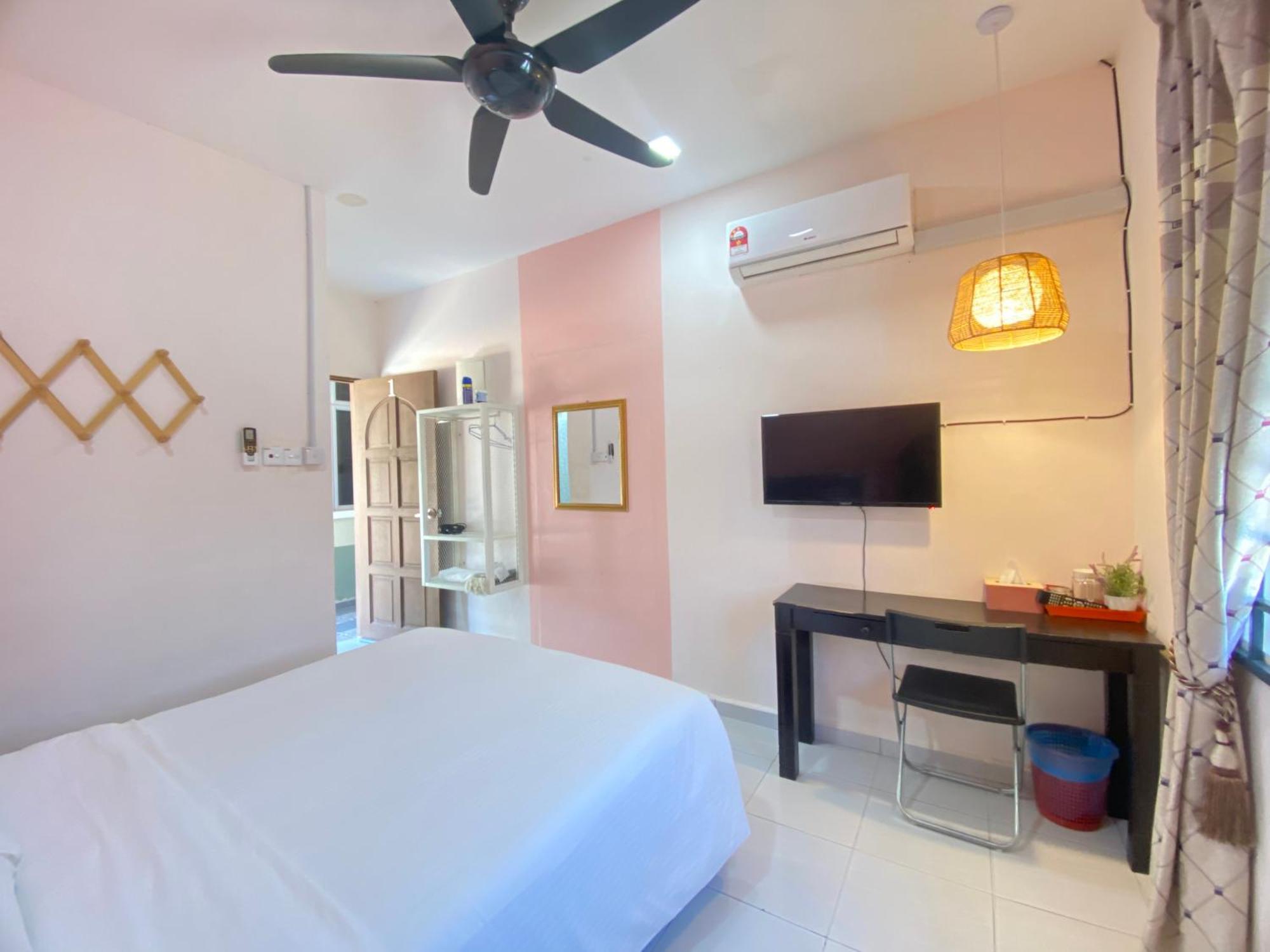 Besut Guesthouse Kampung Kuala Besut ภายนอก รูปภาพ